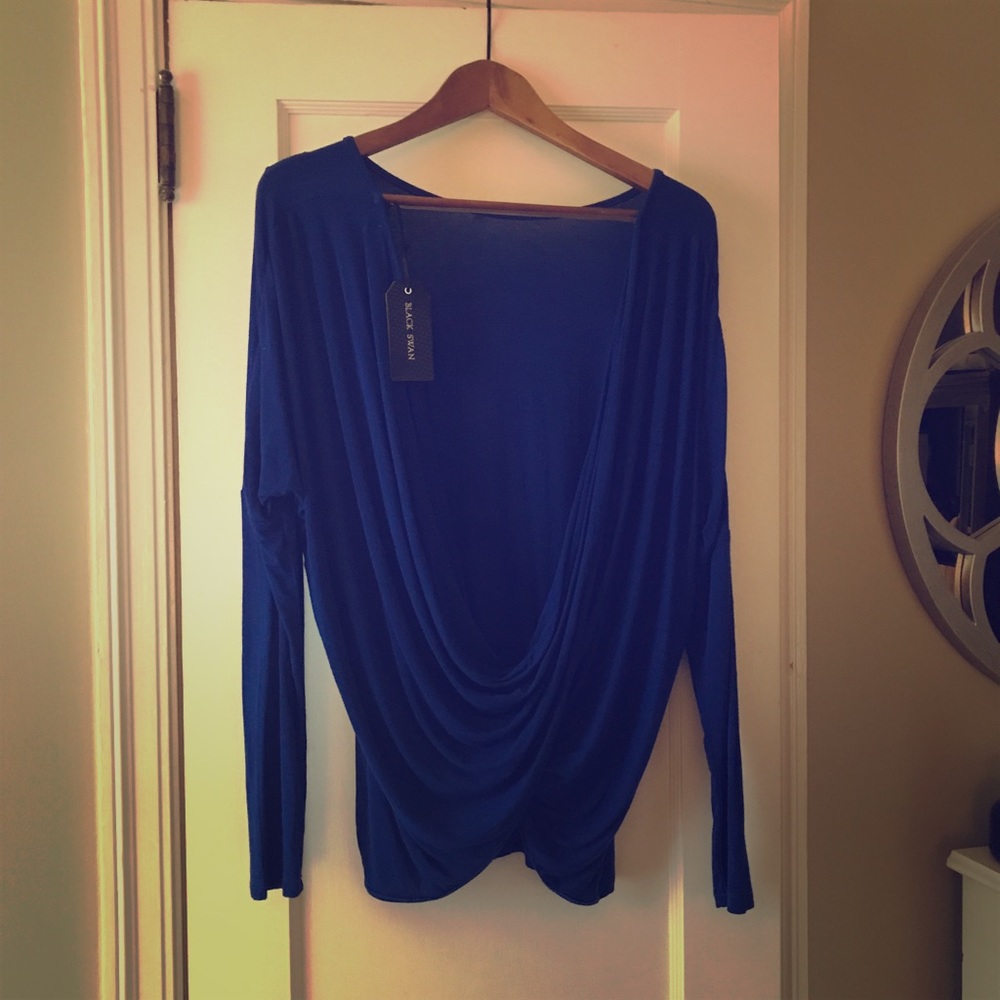 Open back long sleeve shirt